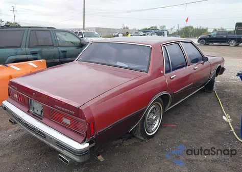 1983 Pontiac Parisienne Brougham from USA, damaged, VIN 2G7AT69H4D1723141